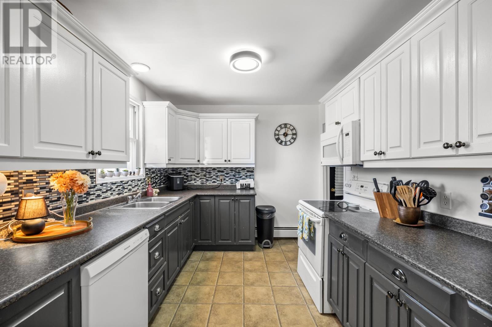 1 Braemore Avenue - 14