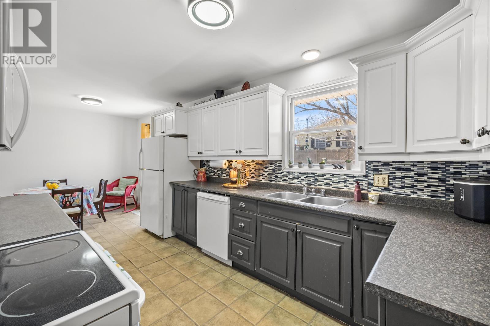 1 Braemore Avenue - 15