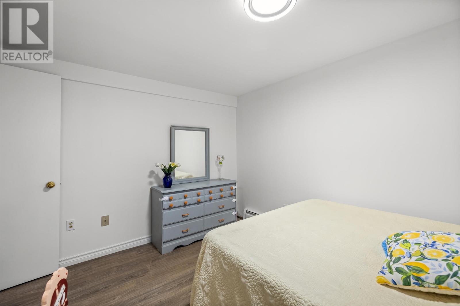 1 Braemore Avenue - 31