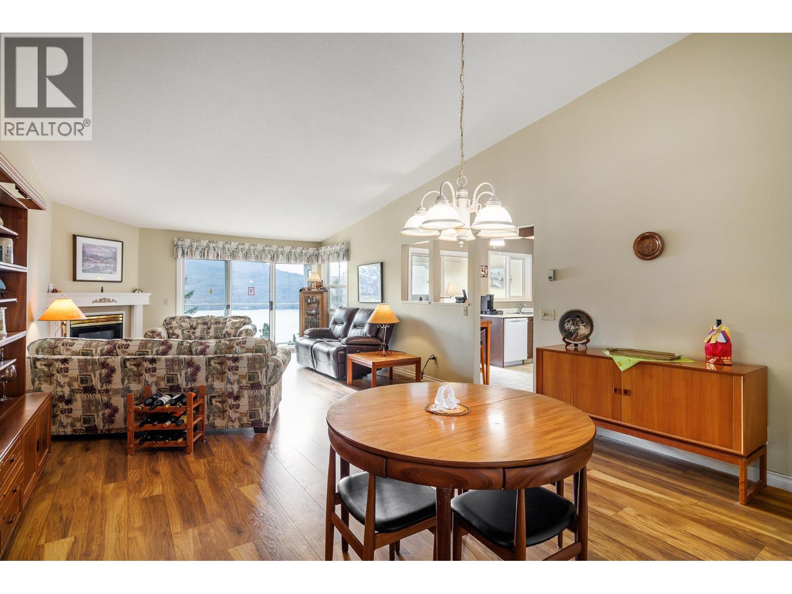 4450 Ponderosa Drive Unit# 202, Peachland