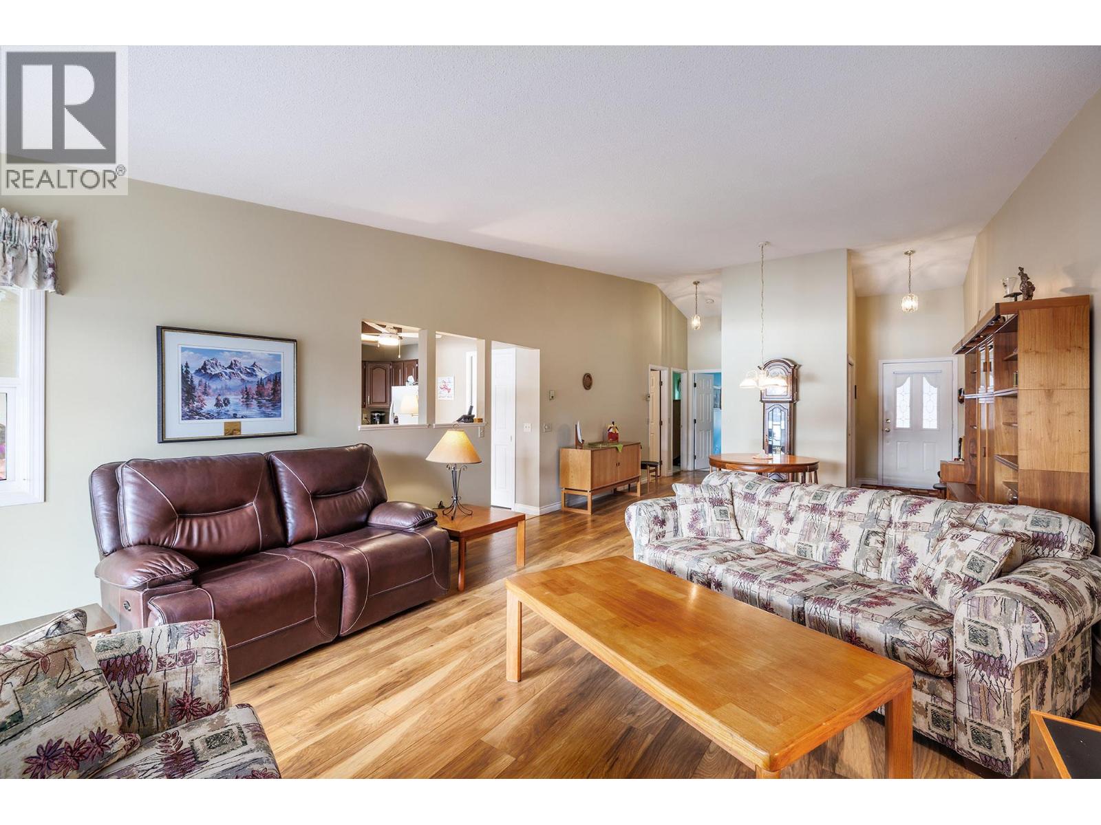 4450 Ponderosa Drive Unit# 202, Peachland
