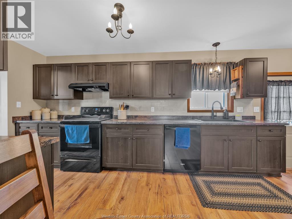 654 RICHMOND, Amherstburg, Ontario, N9V3Z4 — Photo 11