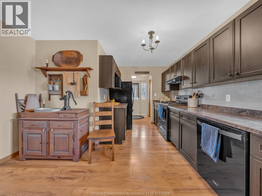 654 RICHMOND, Amherstburg, Ontario, N9V3Z4 — Photo 3