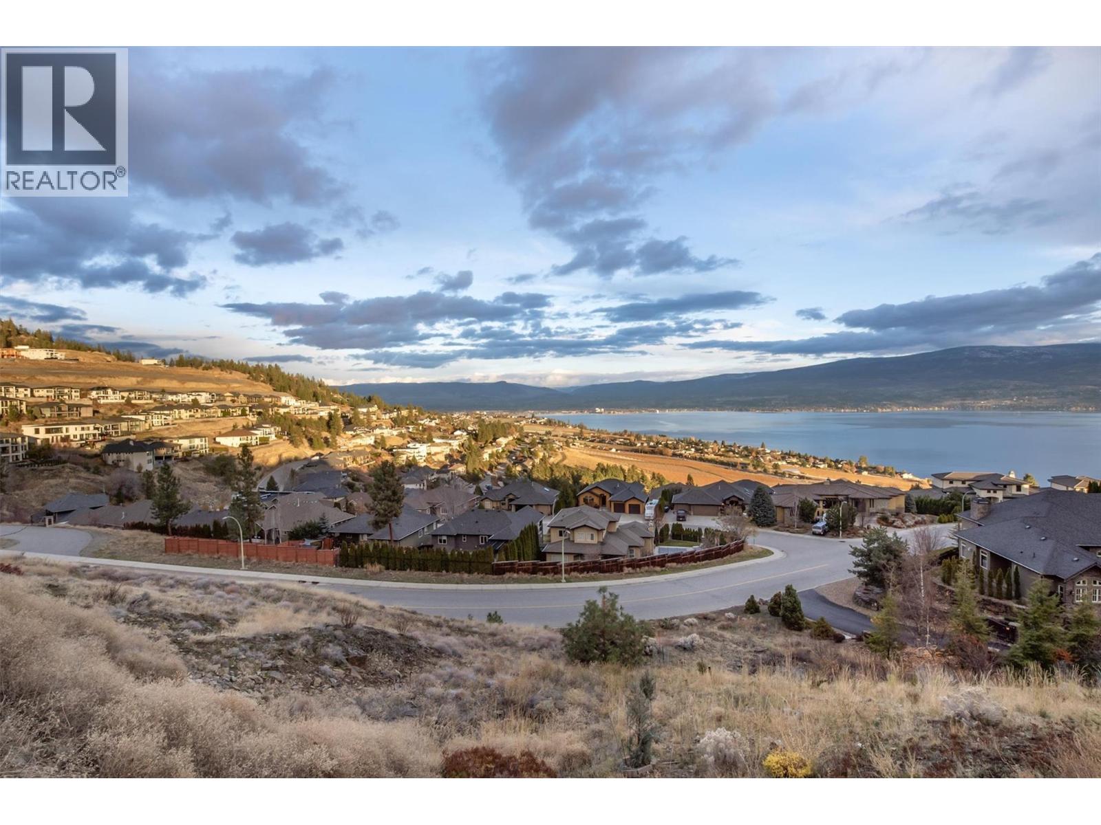  3279 Vineyard View Drive, West Kelowna