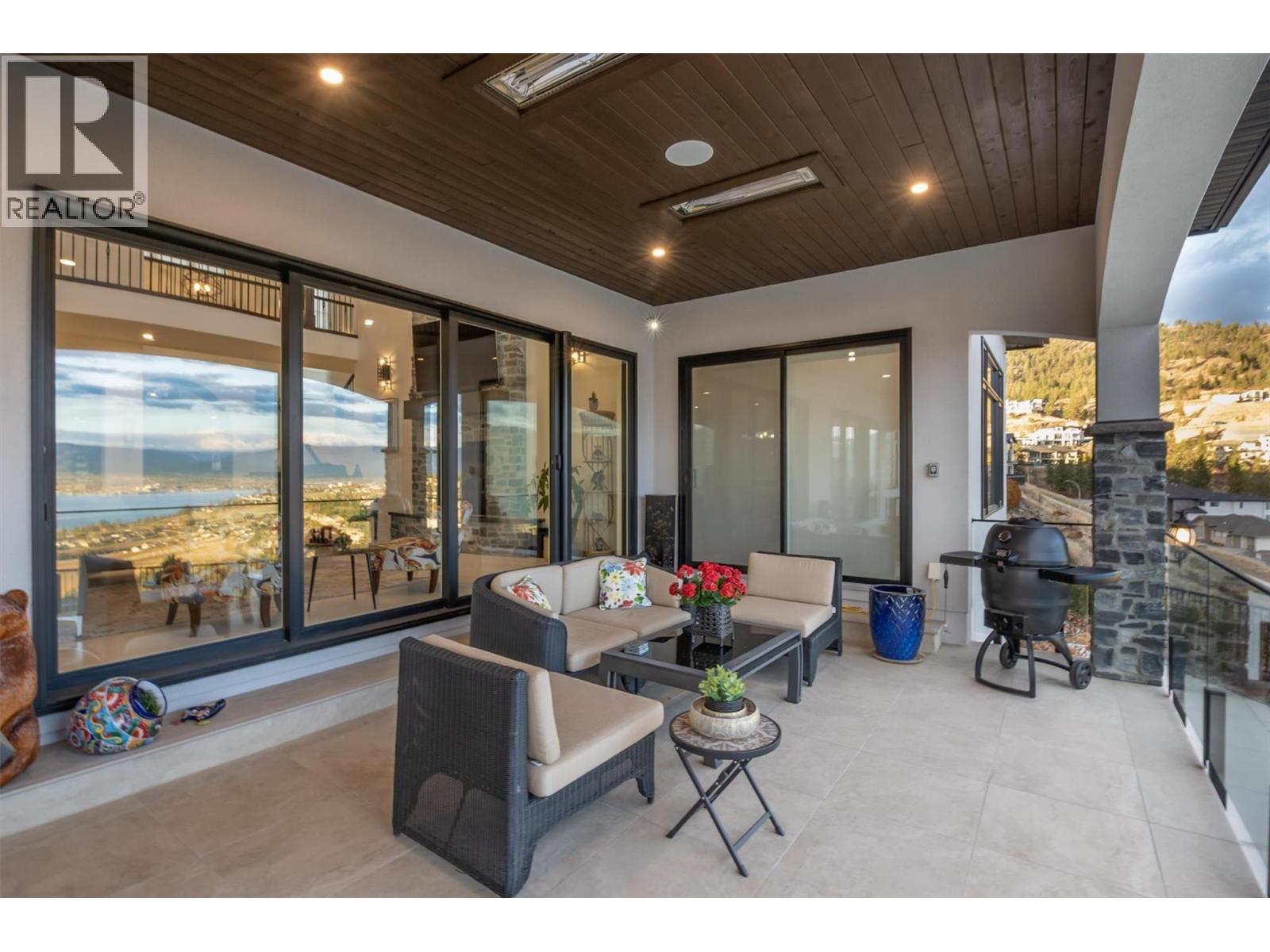  3279 Vineyard View Drive, West Kelowna