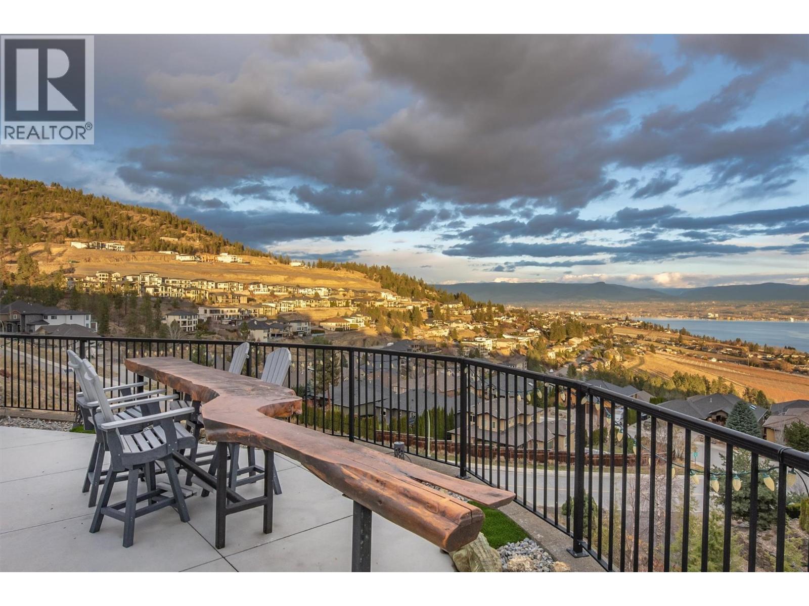  3279 Vineyard View Drive, West Kelowna
