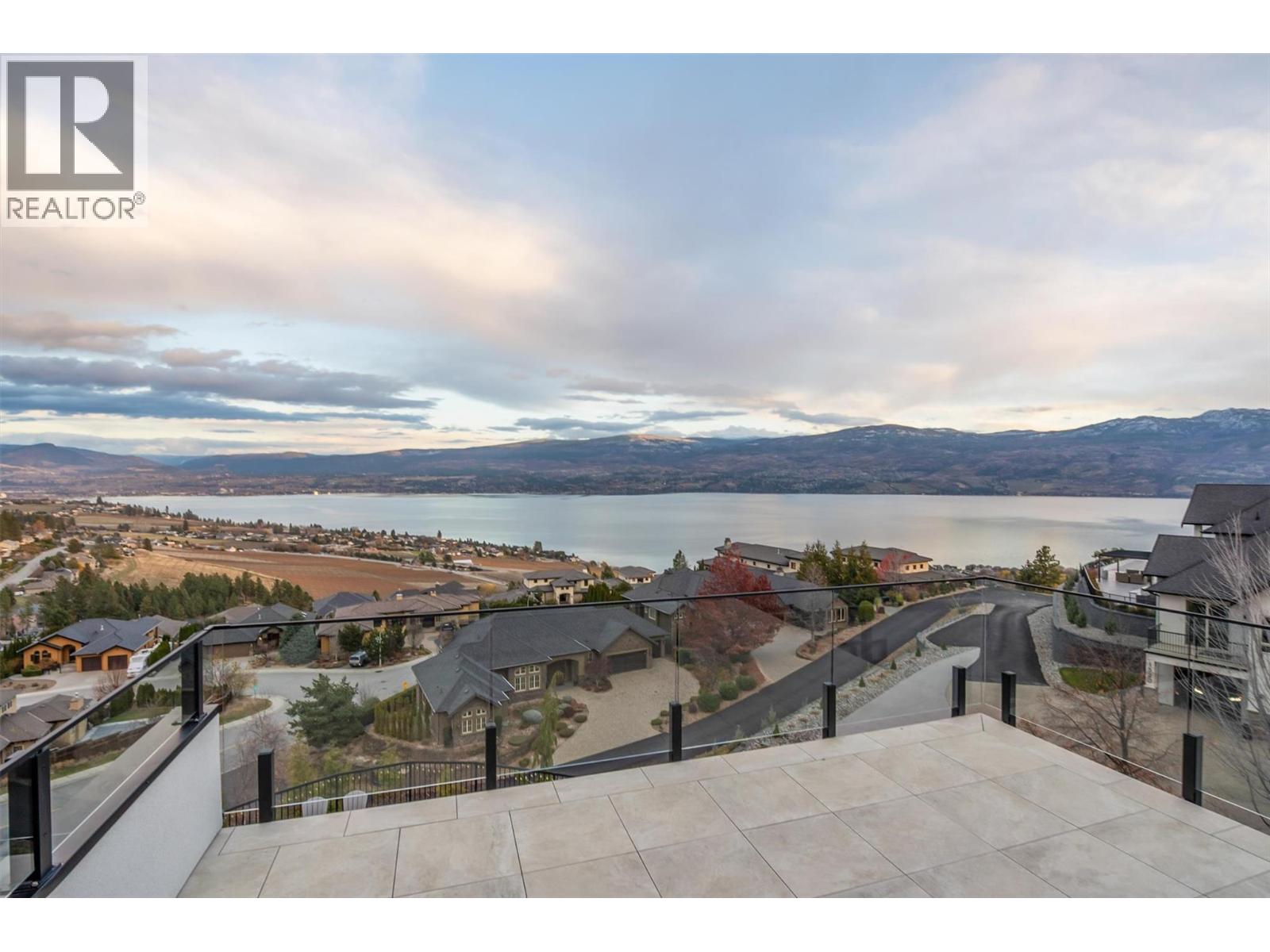  3279 Vineyard View Drive, West Kelowna