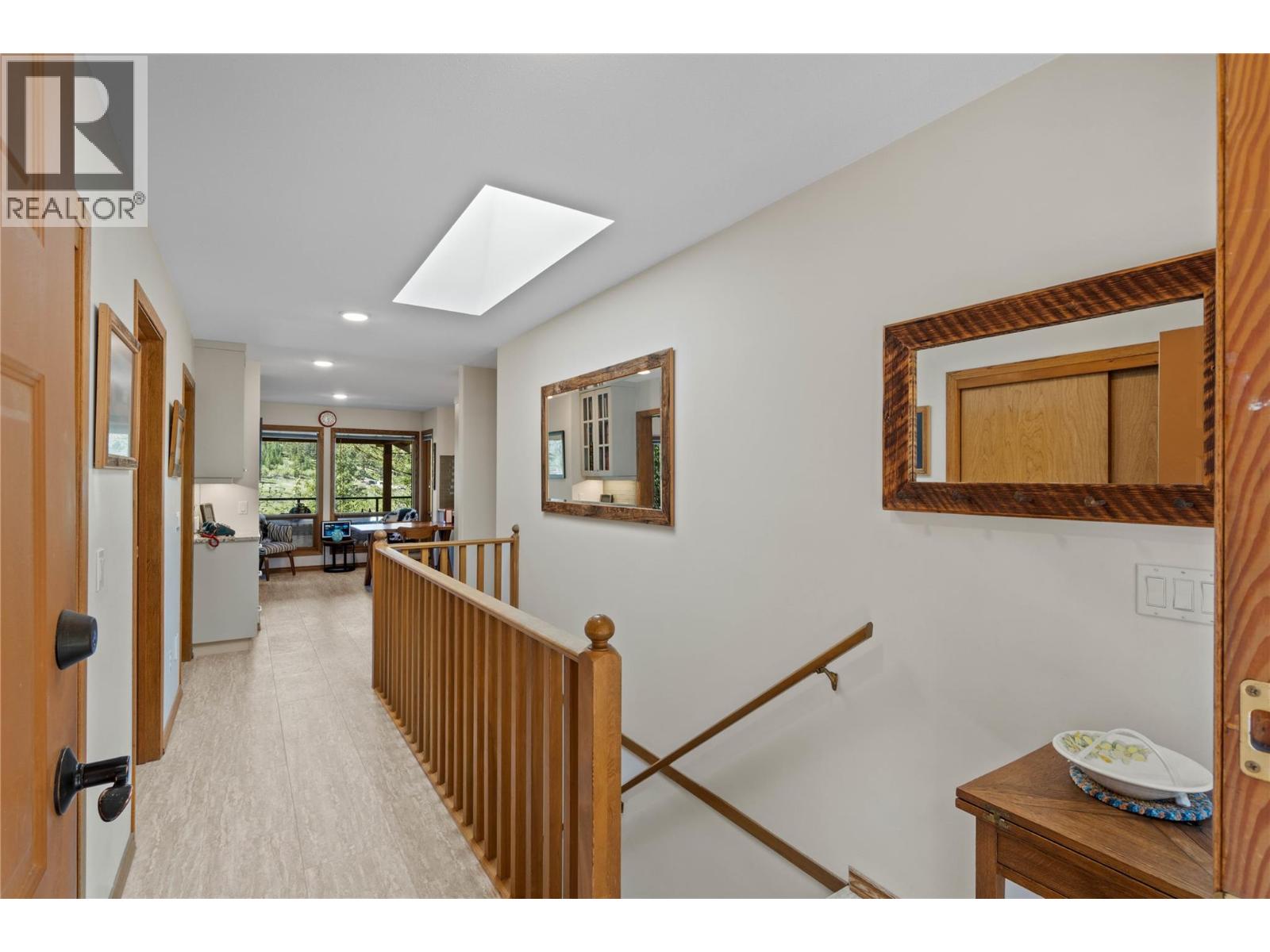 6828 Barnhartvale Road - 25