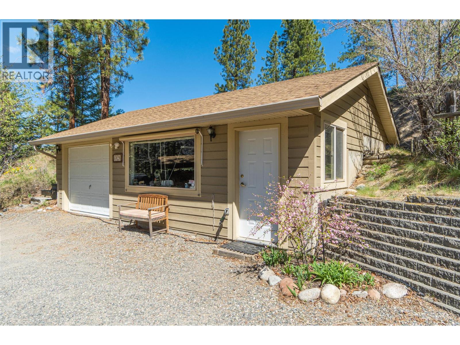 6828 Barnhartvale Road - 43