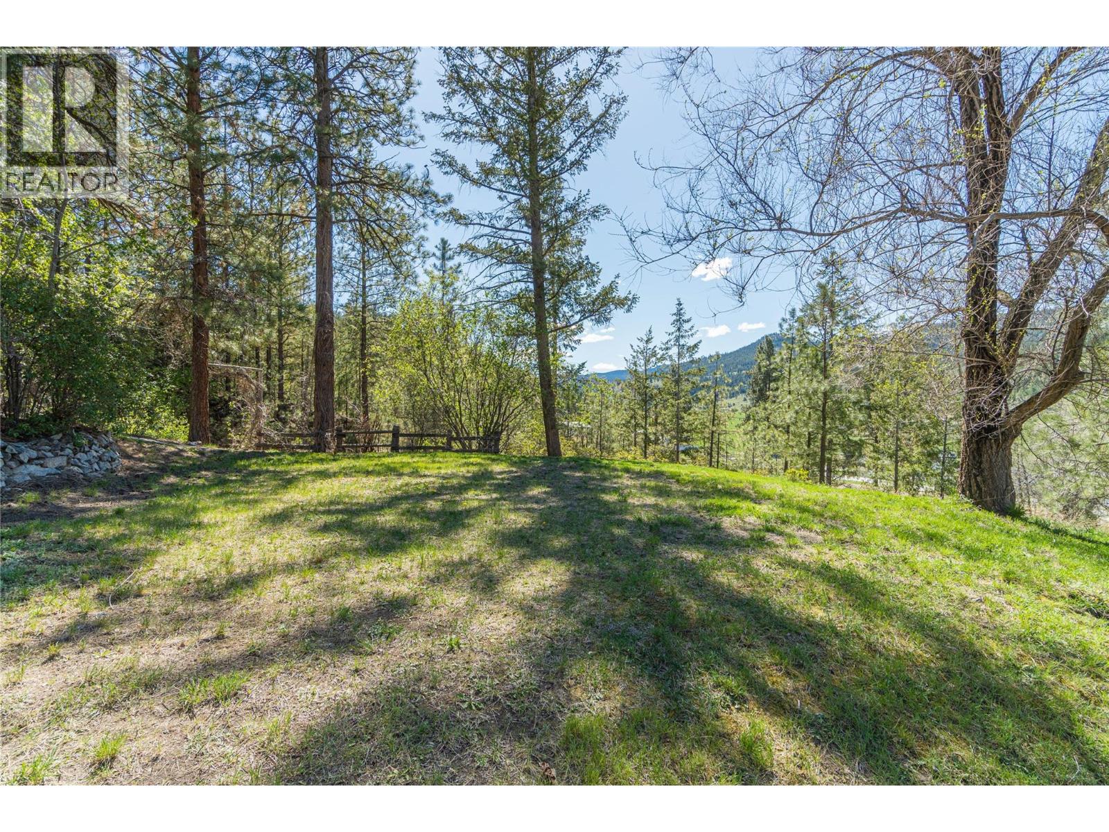 6828 Barnhartvale Road - 72