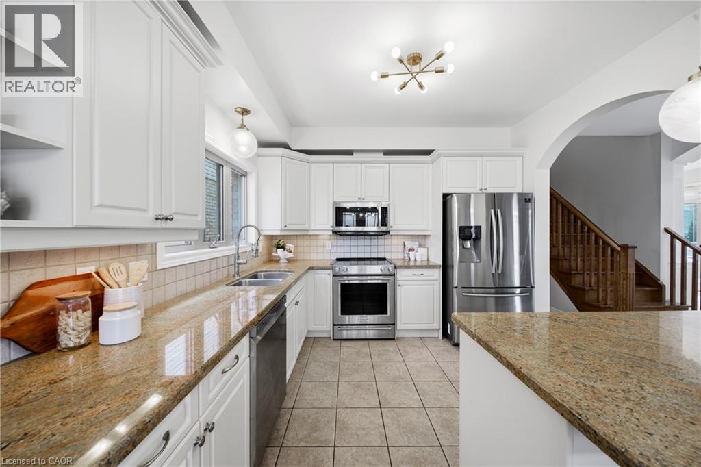 189 CLOVERLEAF Drive - 20