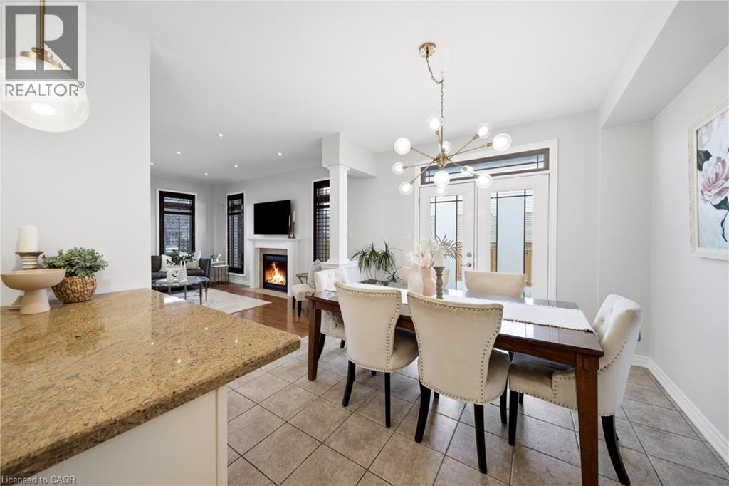 189 CLOVERLEAF Drive - 22