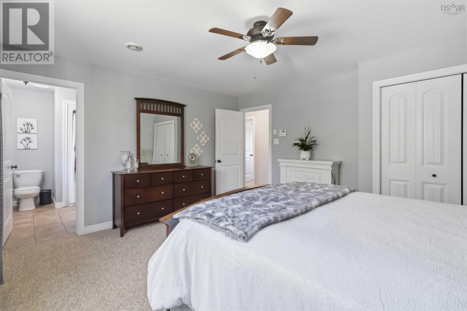 Property 18 of 38 of 28 Tenshire Court