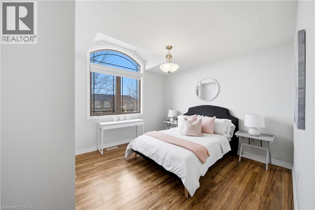 189 CLOVERLEAF Drive - 34