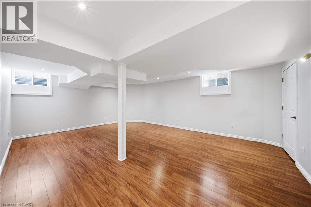 189 CLOVERLEAF Drive - 43