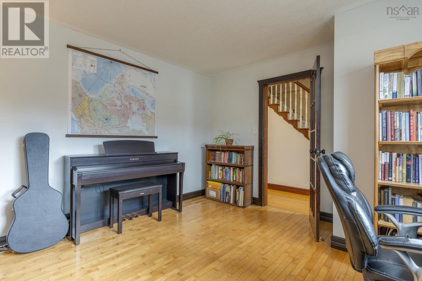 29 Robie Avenue - 23
