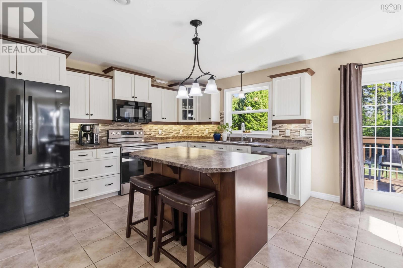 Property 13 of 38 of 28 Tenshire Court