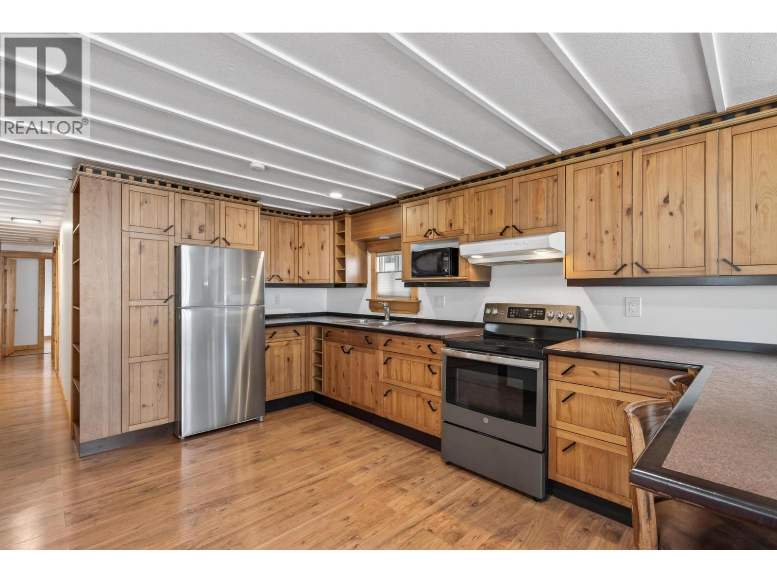 #10 1400 12th Street - 14