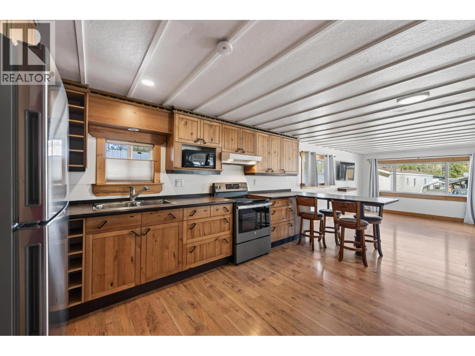 #10 1400 12th Street - Image 3