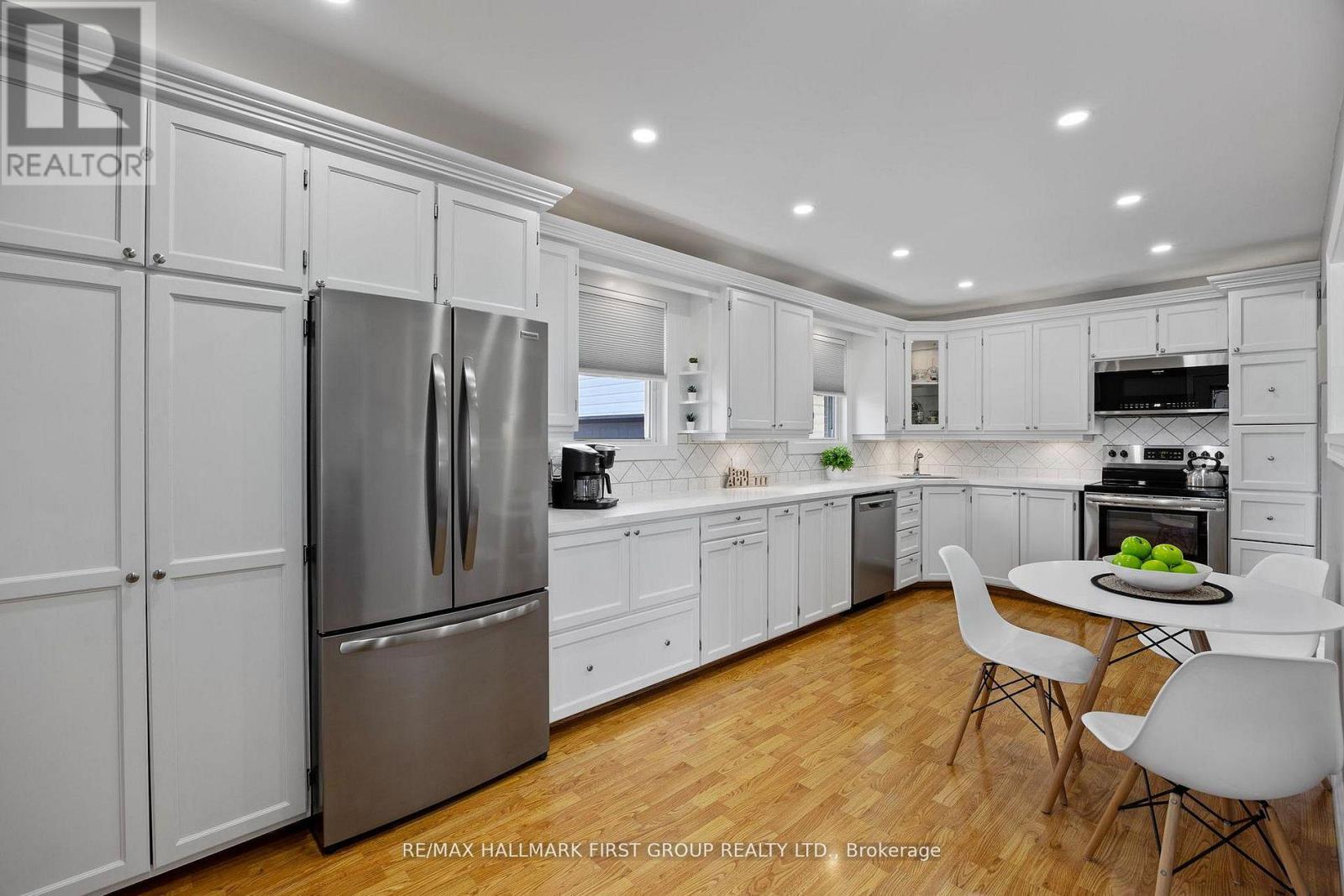 924 MCCULLOUGH DRIVE - 12