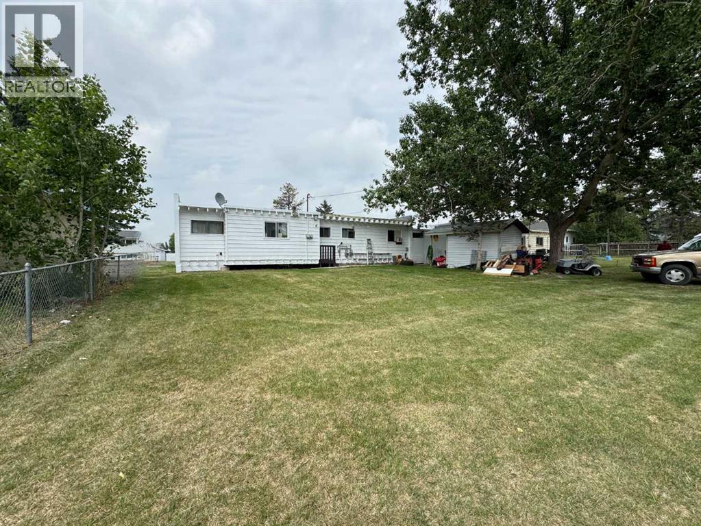 227 53 Avenue E — photo 13