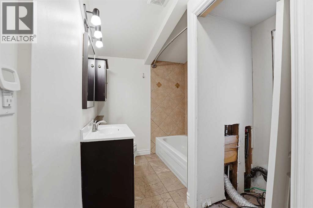 5713 57 Avenue, Red Deer