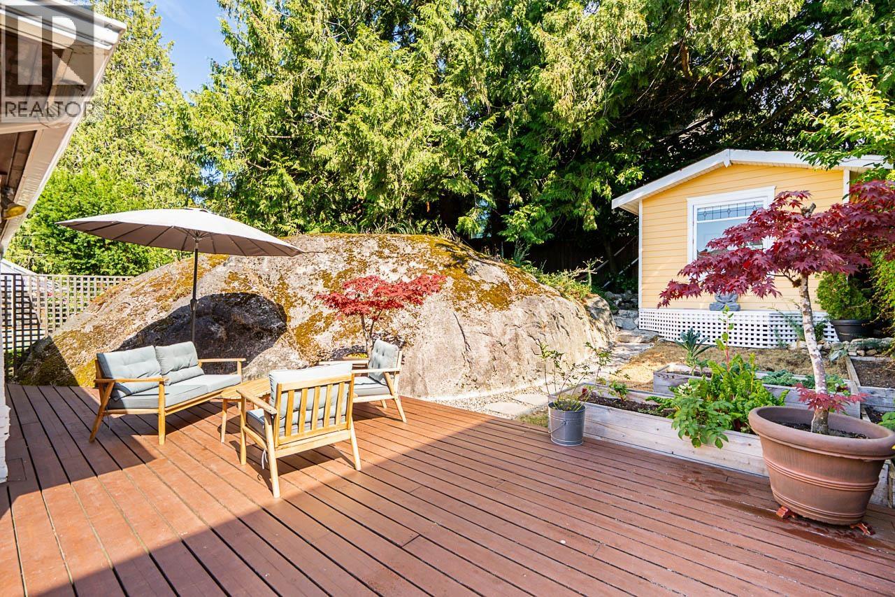 6577 MARINE DRIVE, West Vancouver