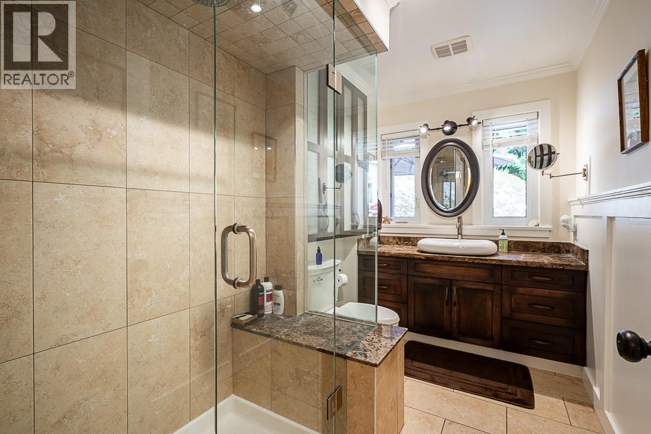 6577 MARINE DRIVE, West Vancouver