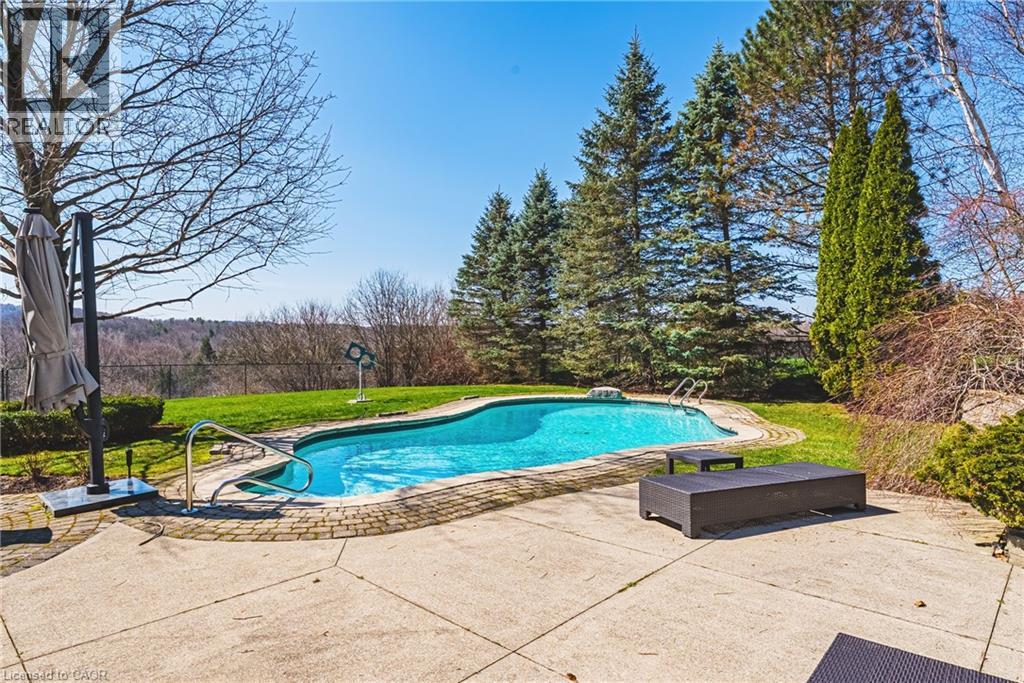 2 ANSLOW Court, Dundas, Ontario, L9H6Z2 — Photo 45