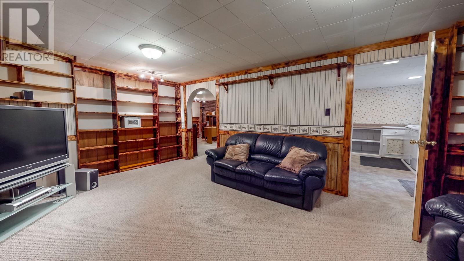 Rec room