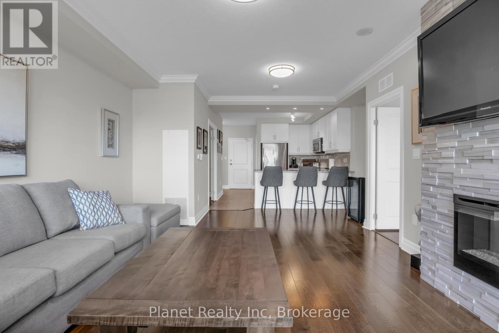 409 - 150 WELLINGTON STREET E — photo 9