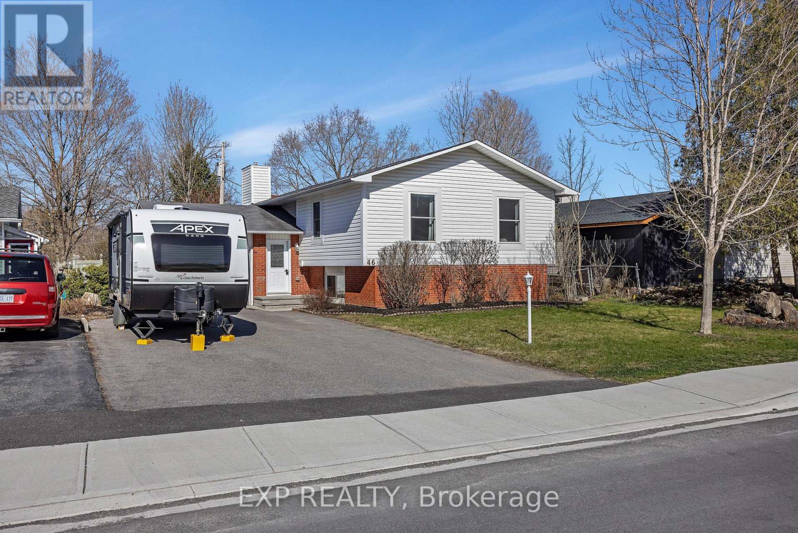 46 NELSON STREET W - 2