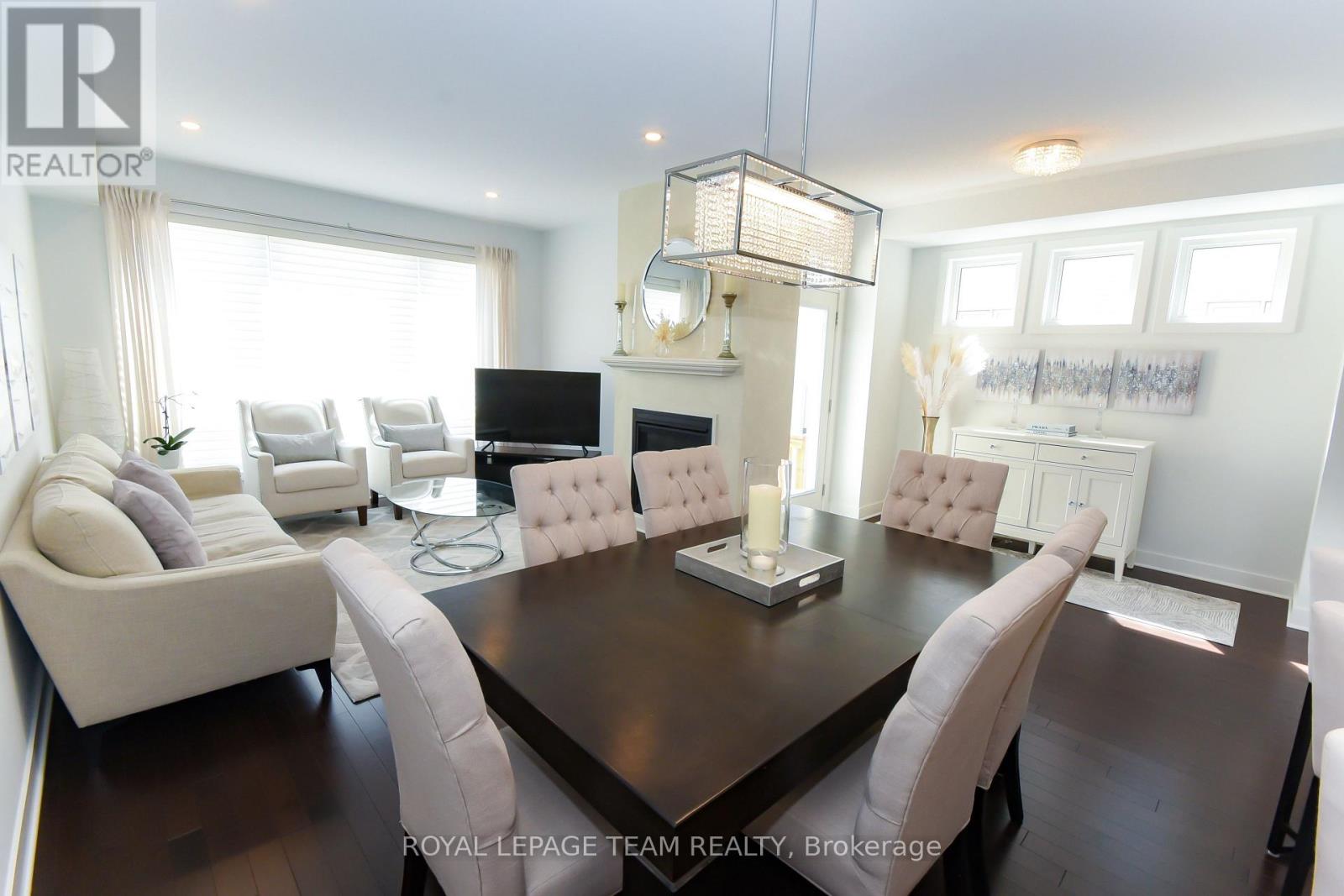 725 CAPRICORN CIRCLE - 20