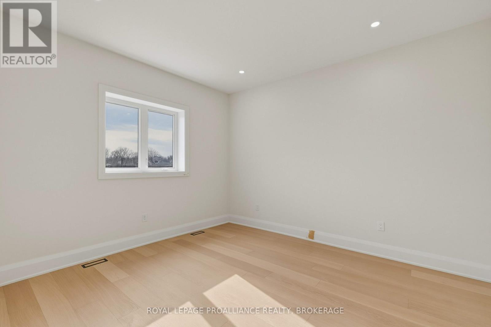 138 HINEMAN STREET — photo 16