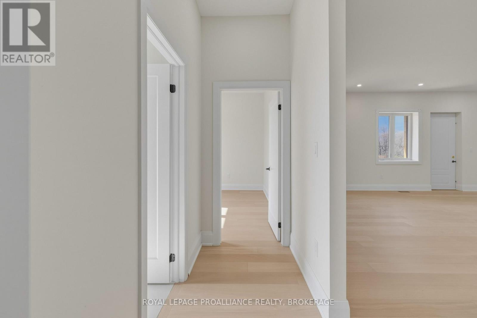 138 HINEMAN STREET — photo 19