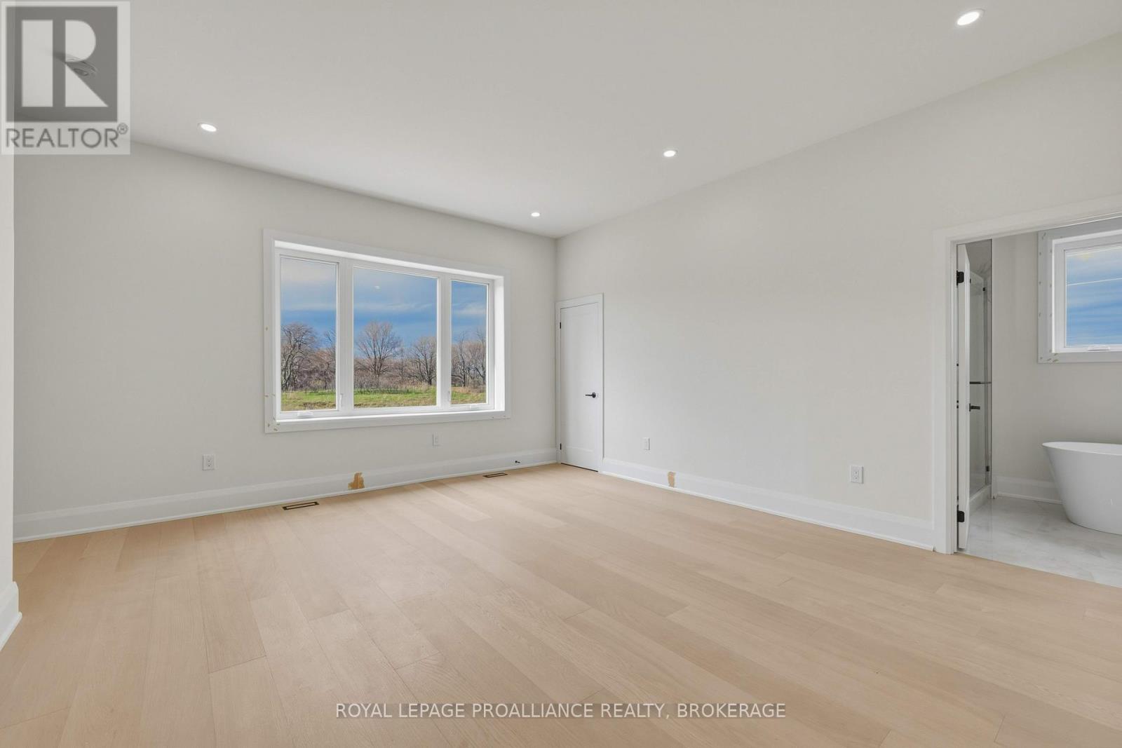 138 HINEMAN STREET — photo 20