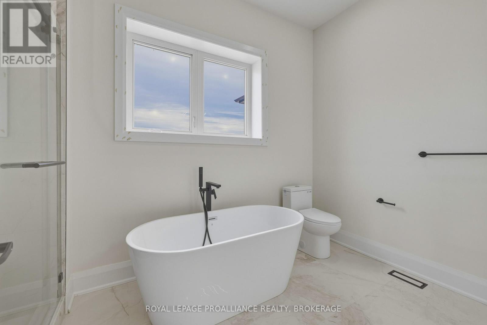 138 HINEMAN STREET — photo 22