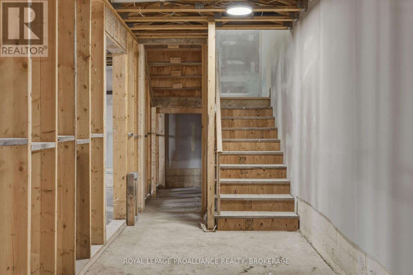 138 HINEMAN STREET — photo 27