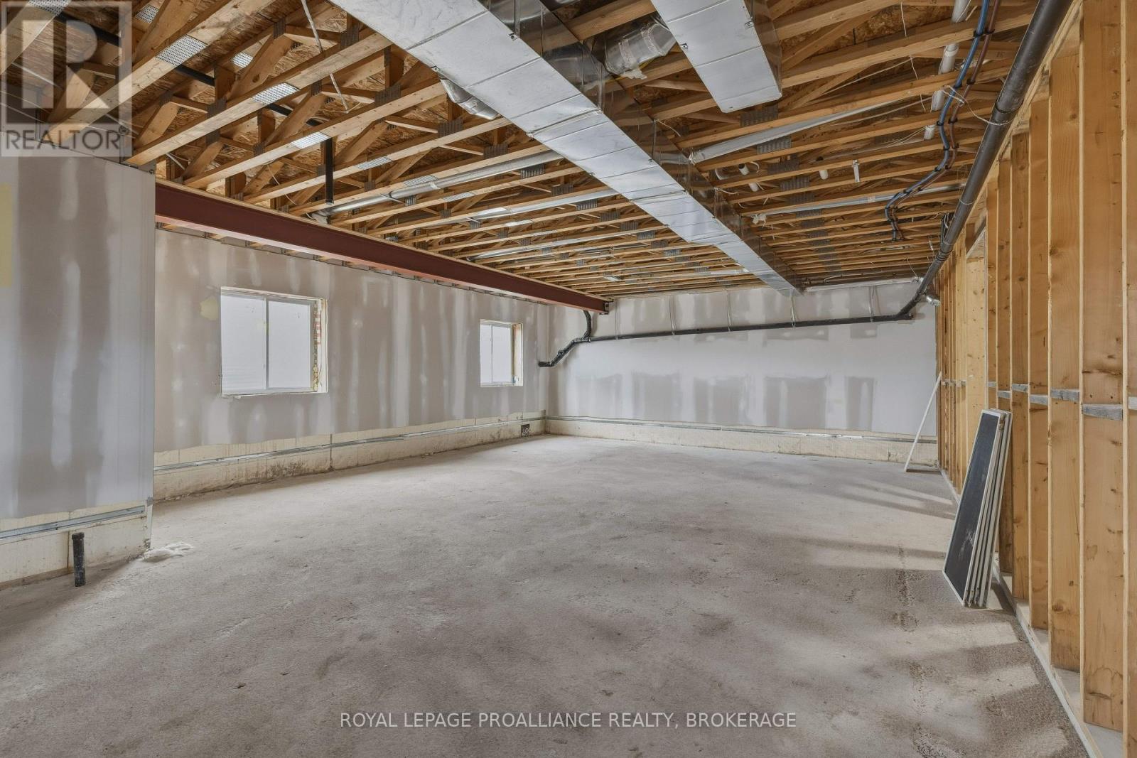 138 HINEMAN STREET — photo 31