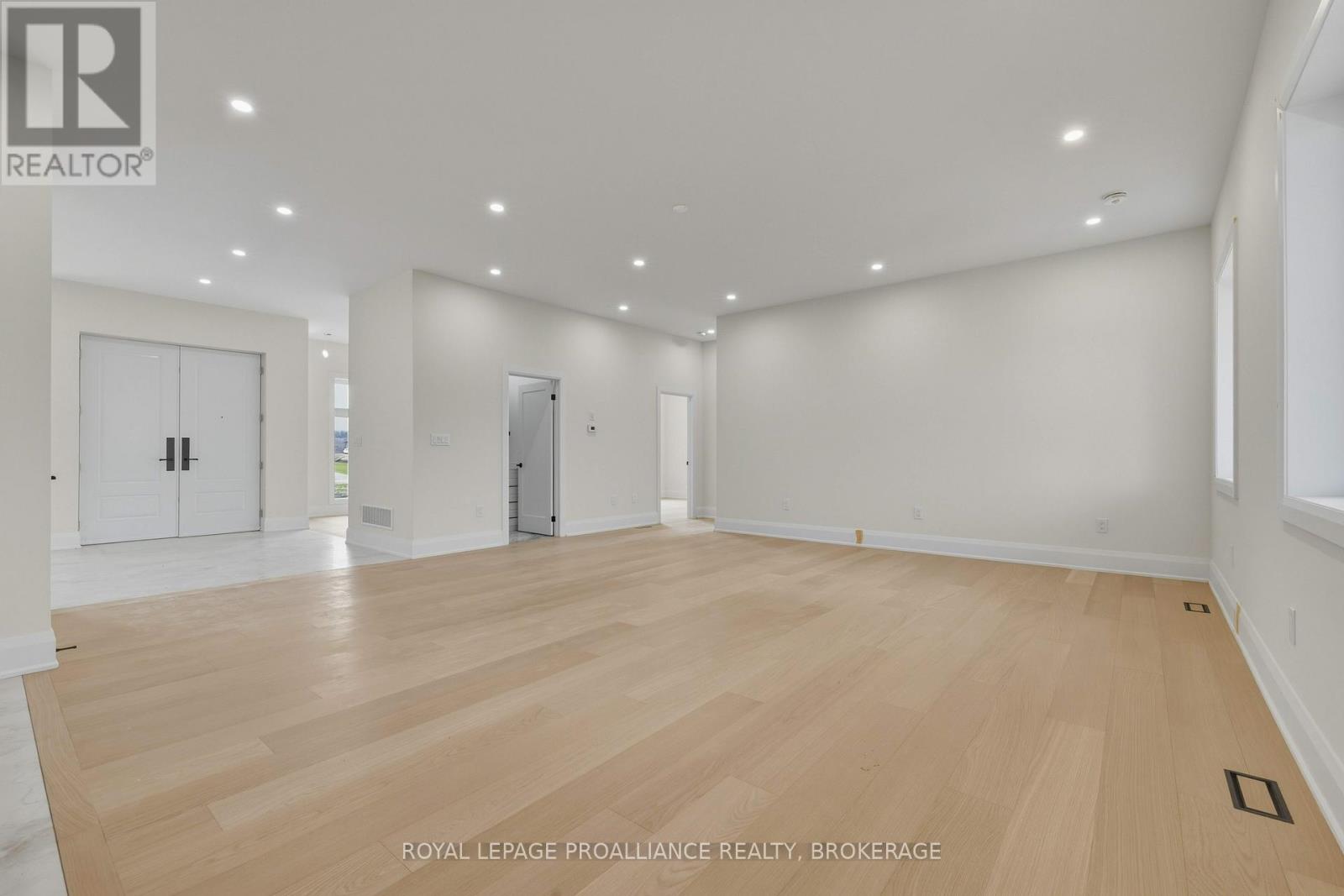 138 HINEMAN STREET — photo 6