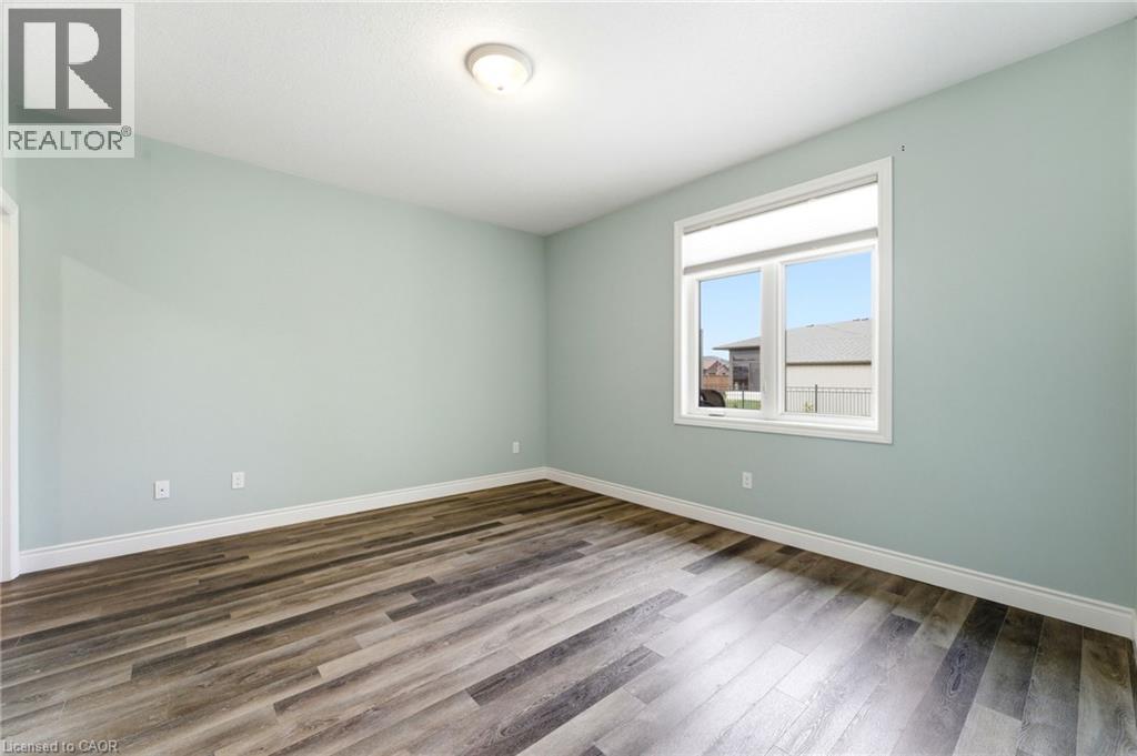 375 MITCHELL Road S Unit# 2, Listowel, Ontario, N4W0H4 — Photo 16