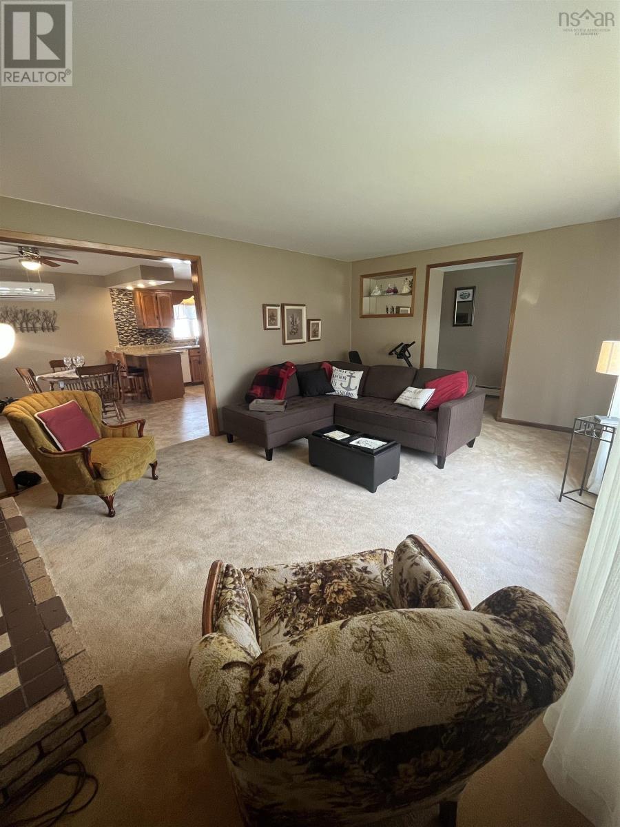 Property 18 of 34 of 2341 Highway 376 Road