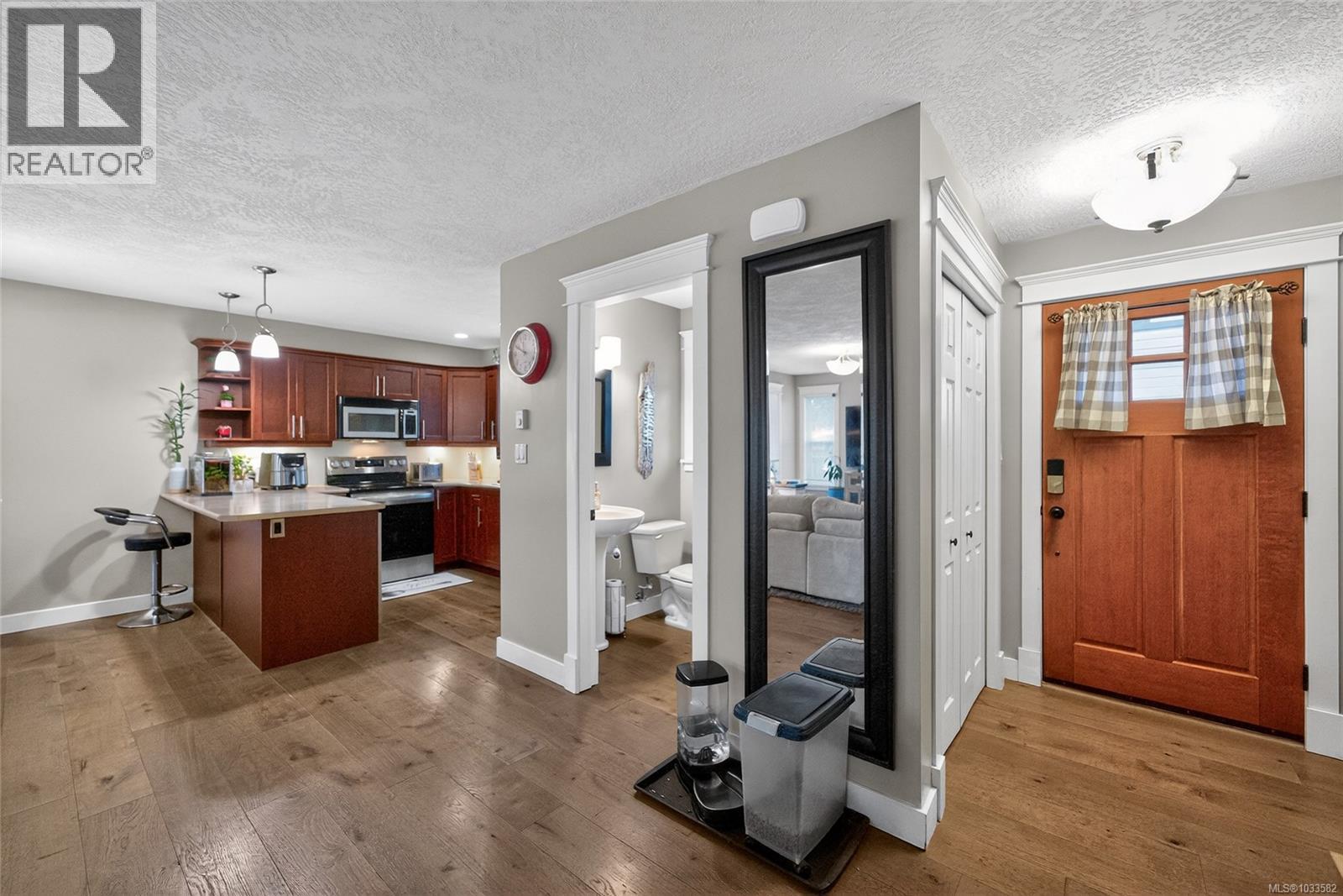 #5 1031 Lomas Rd - 10