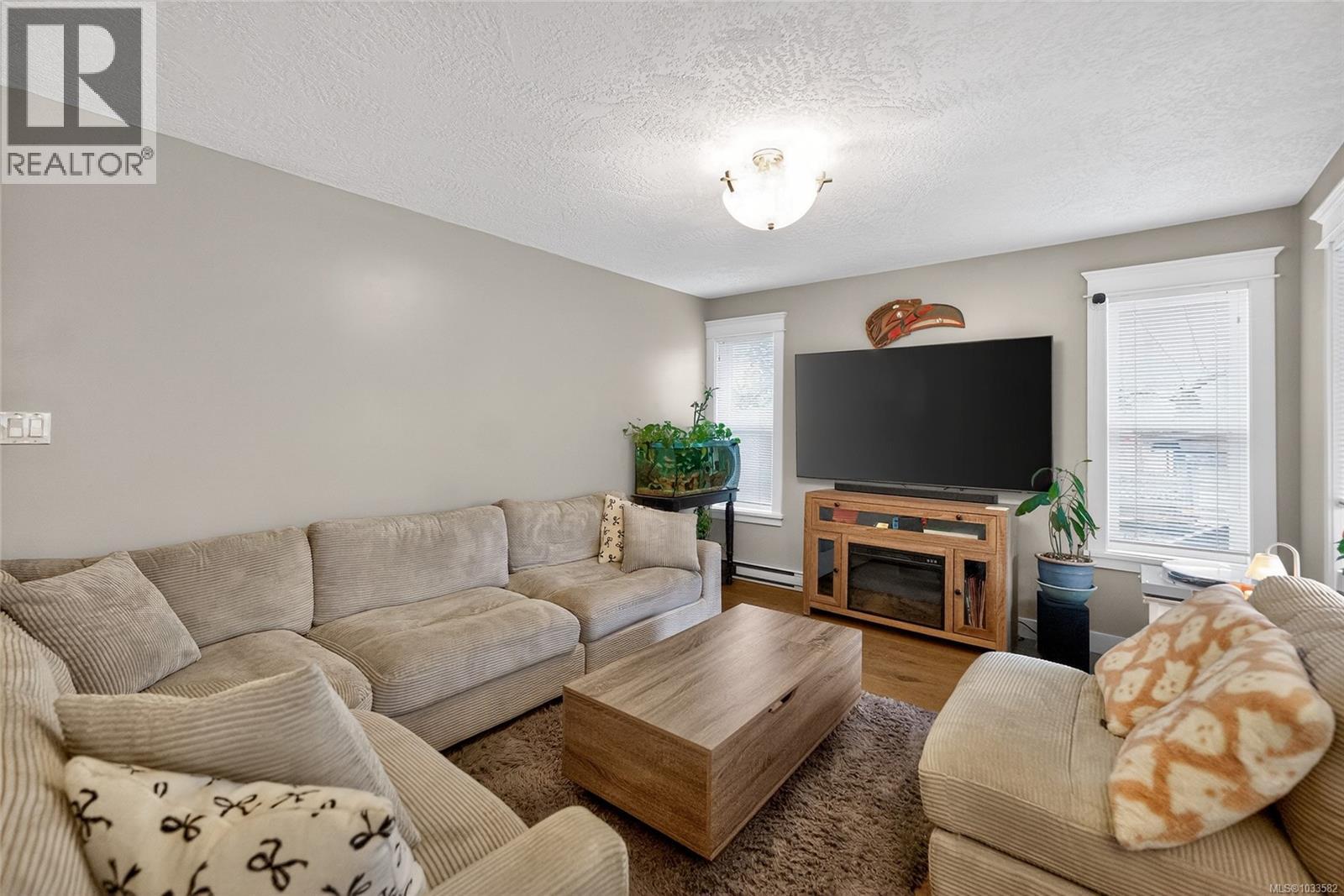 #5 1031 Lomas Rd - 16