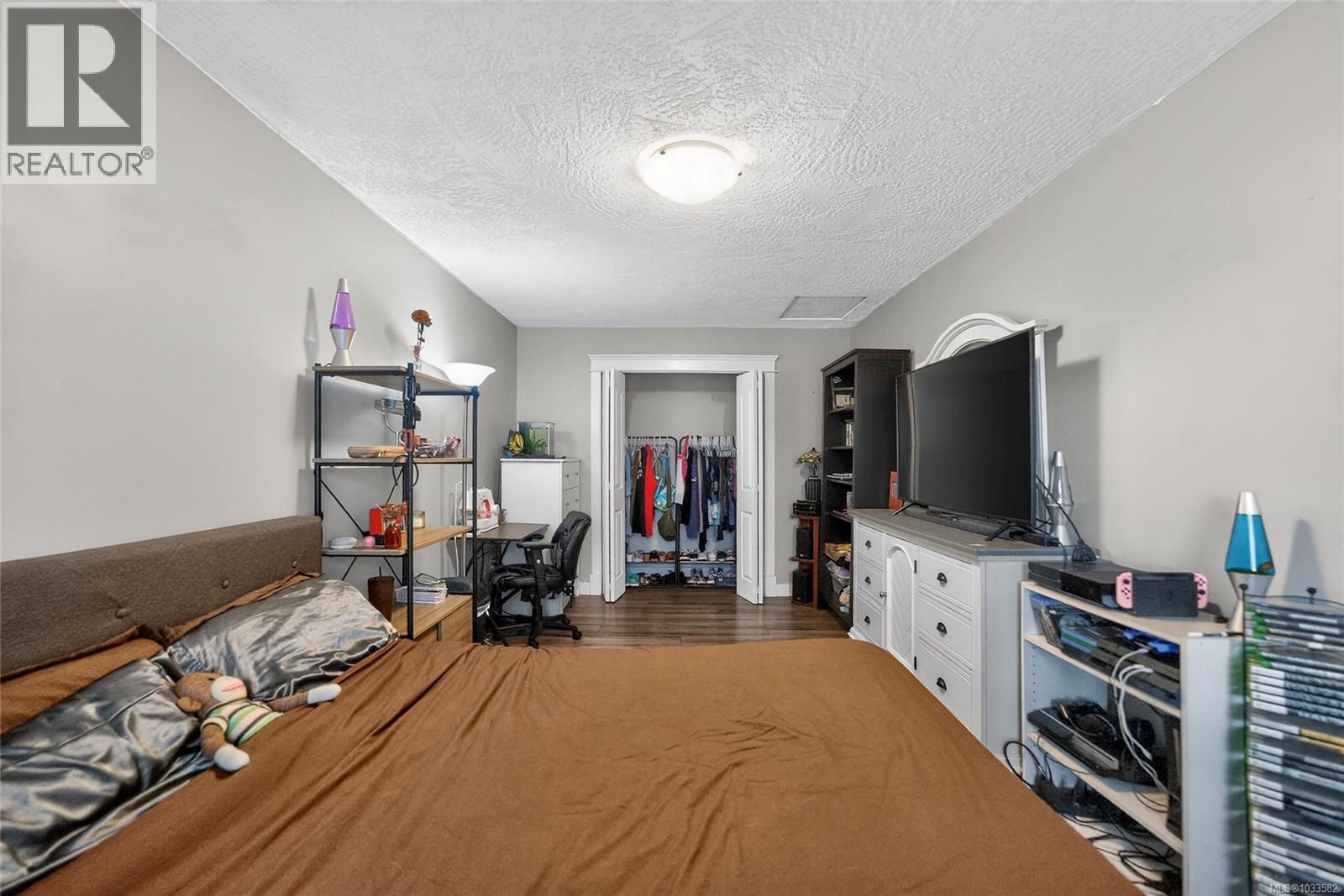 #5 1031 Lomas Rd - 26