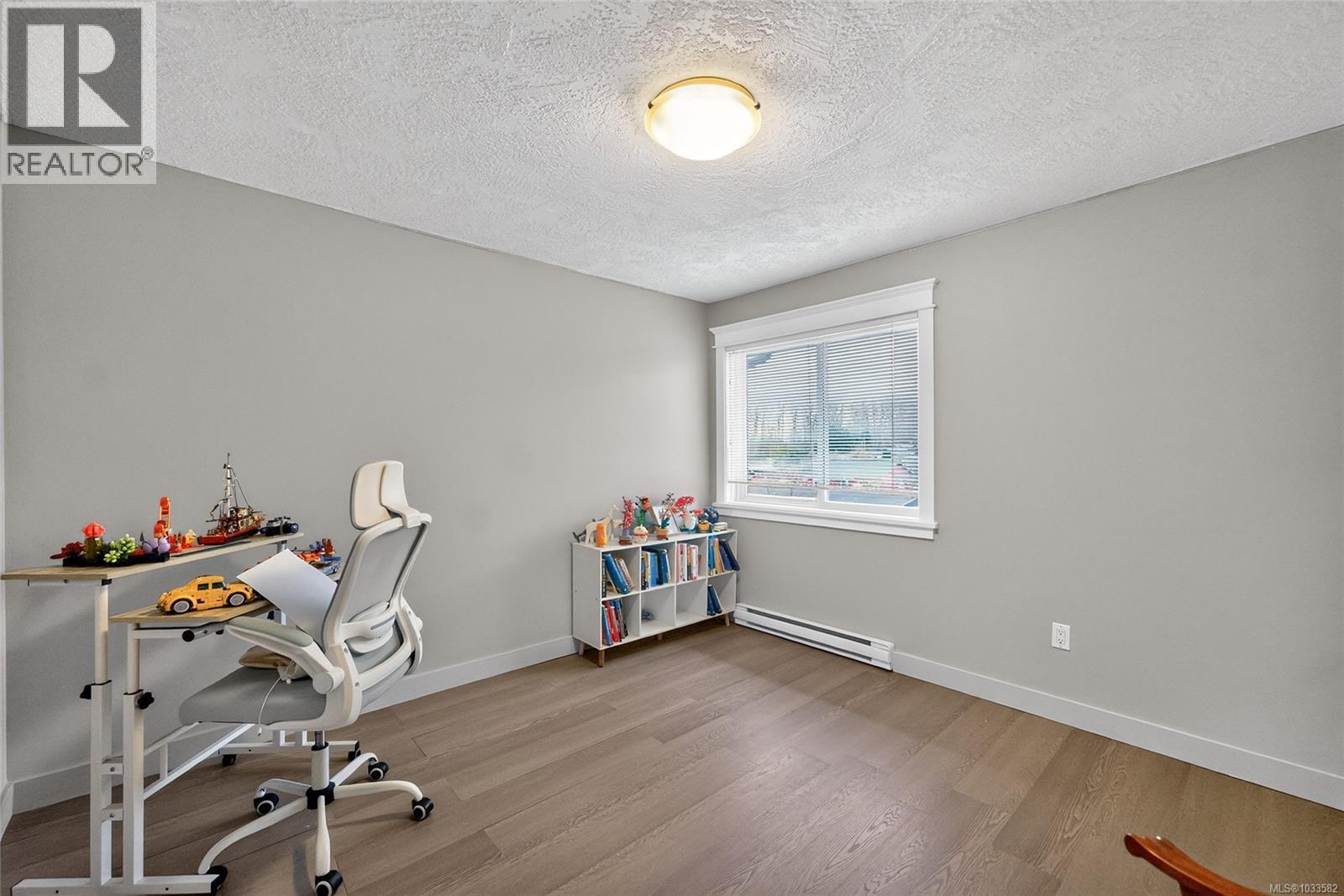 #5 1031 Lomas Rd - 32