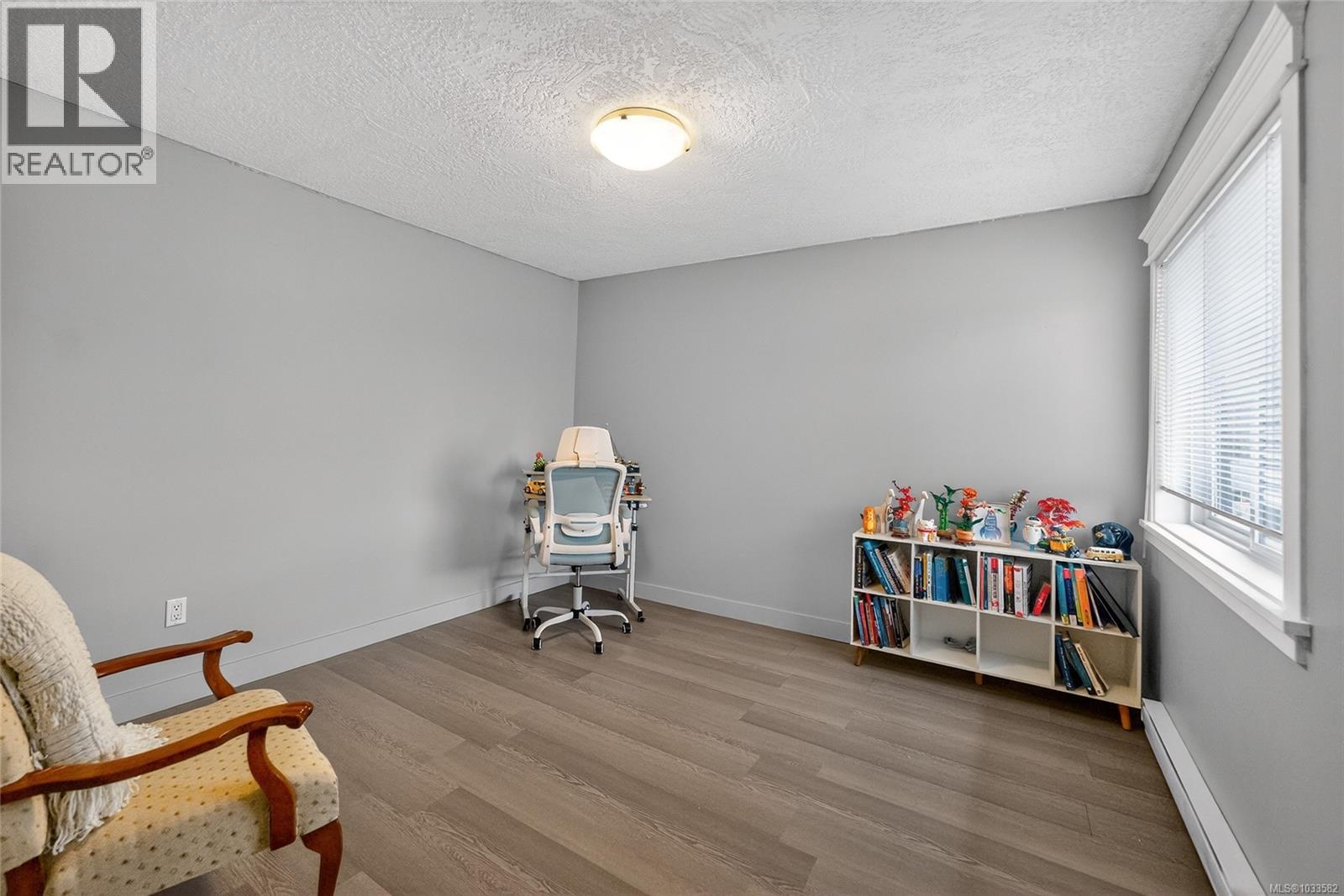 #5 1031 Lomas Rd - 33