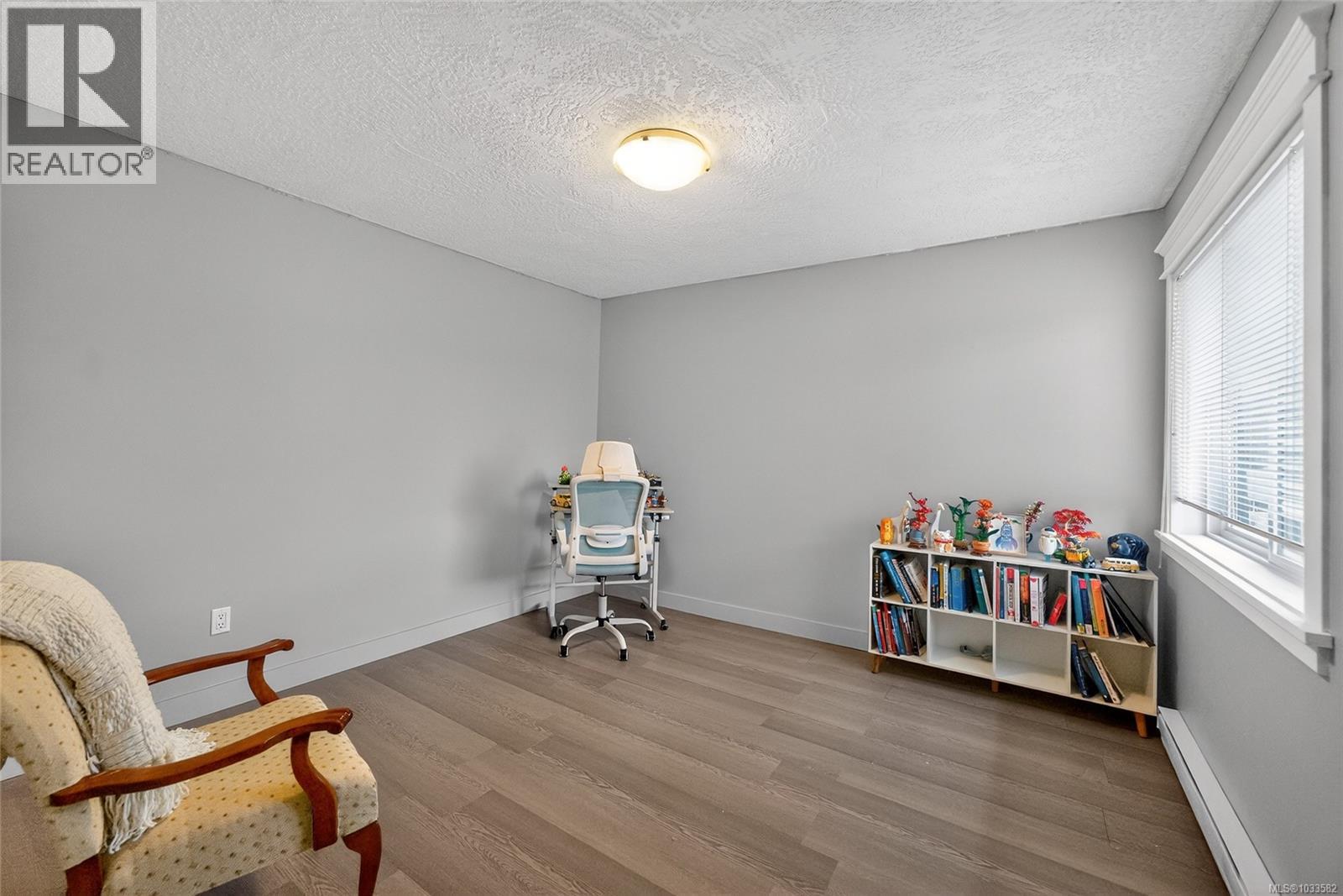 #5 1031 Lomas Rd - 7