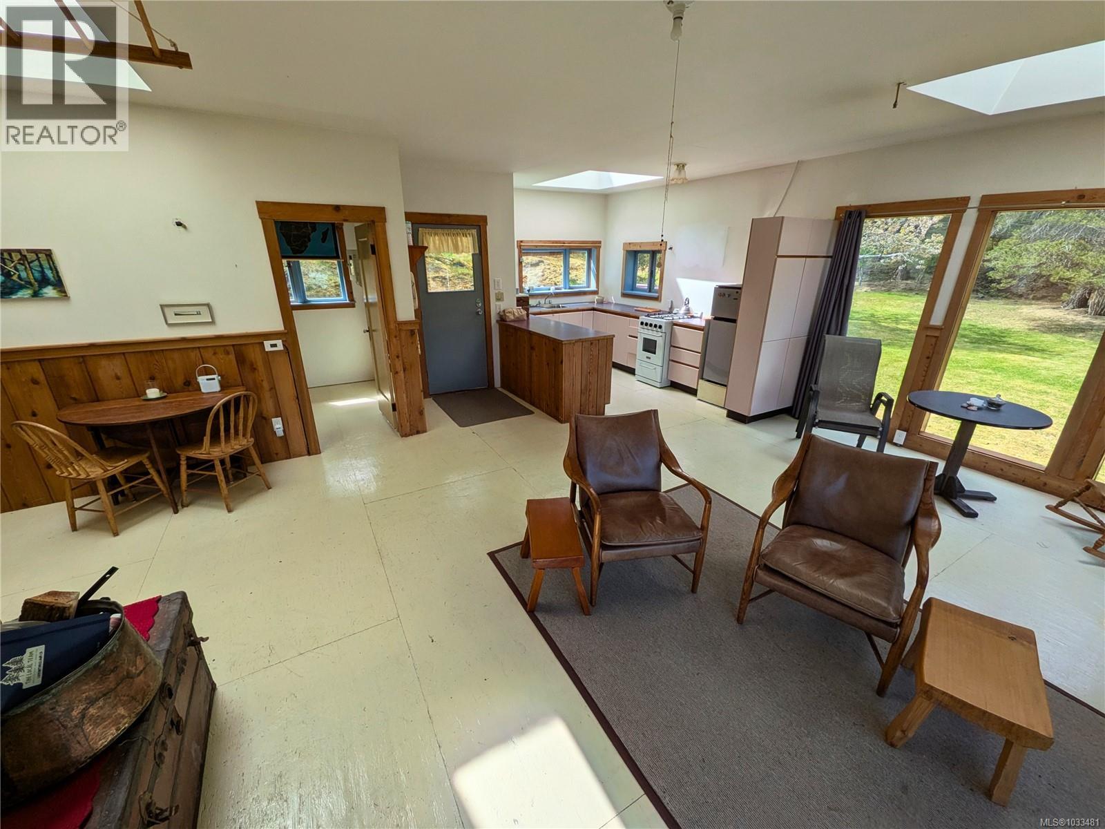 Lot B Scottie Bay Rd, Lasqueti Island