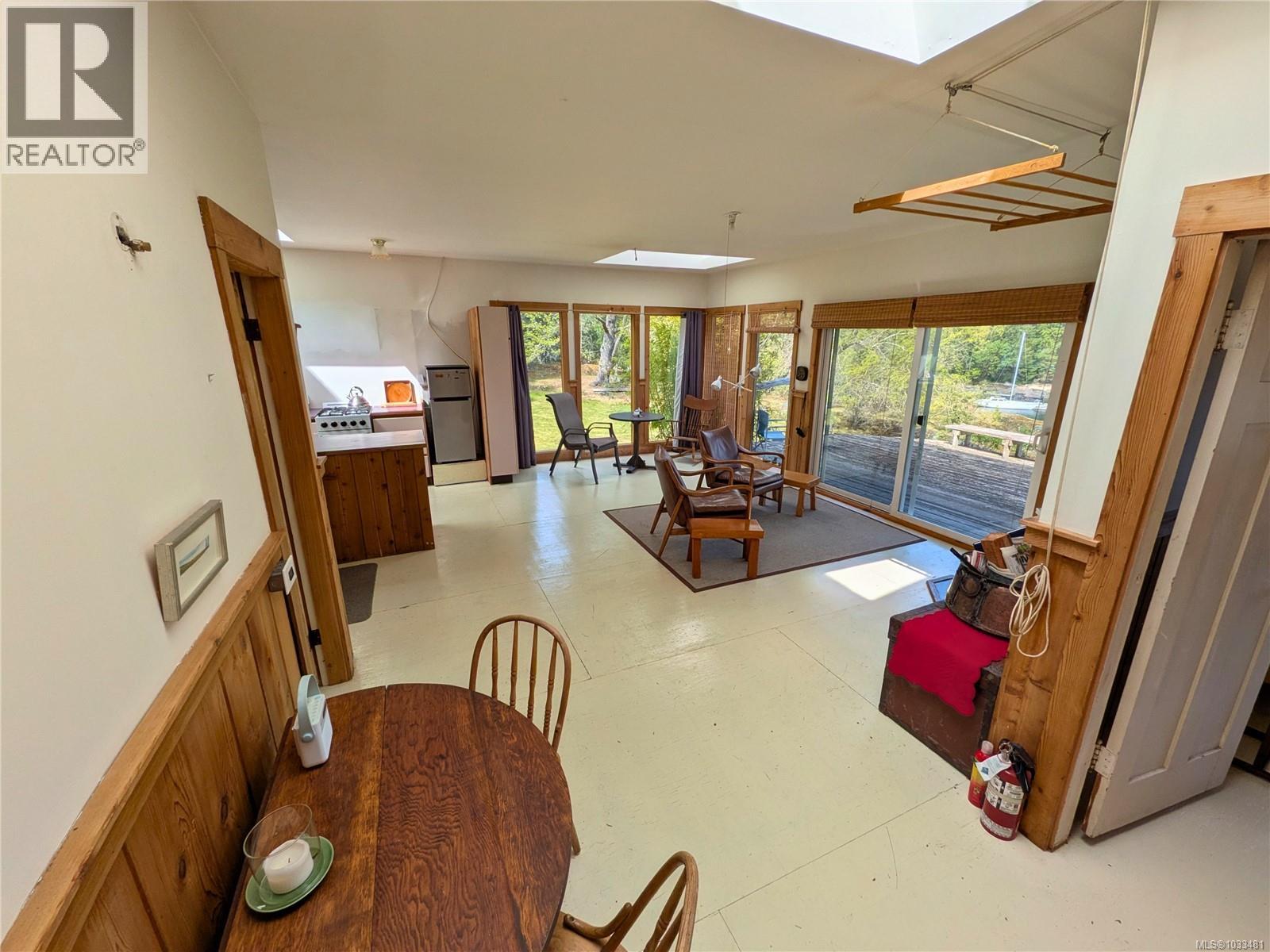 Lot B Scottie Bay Rd, Lasqueti Island